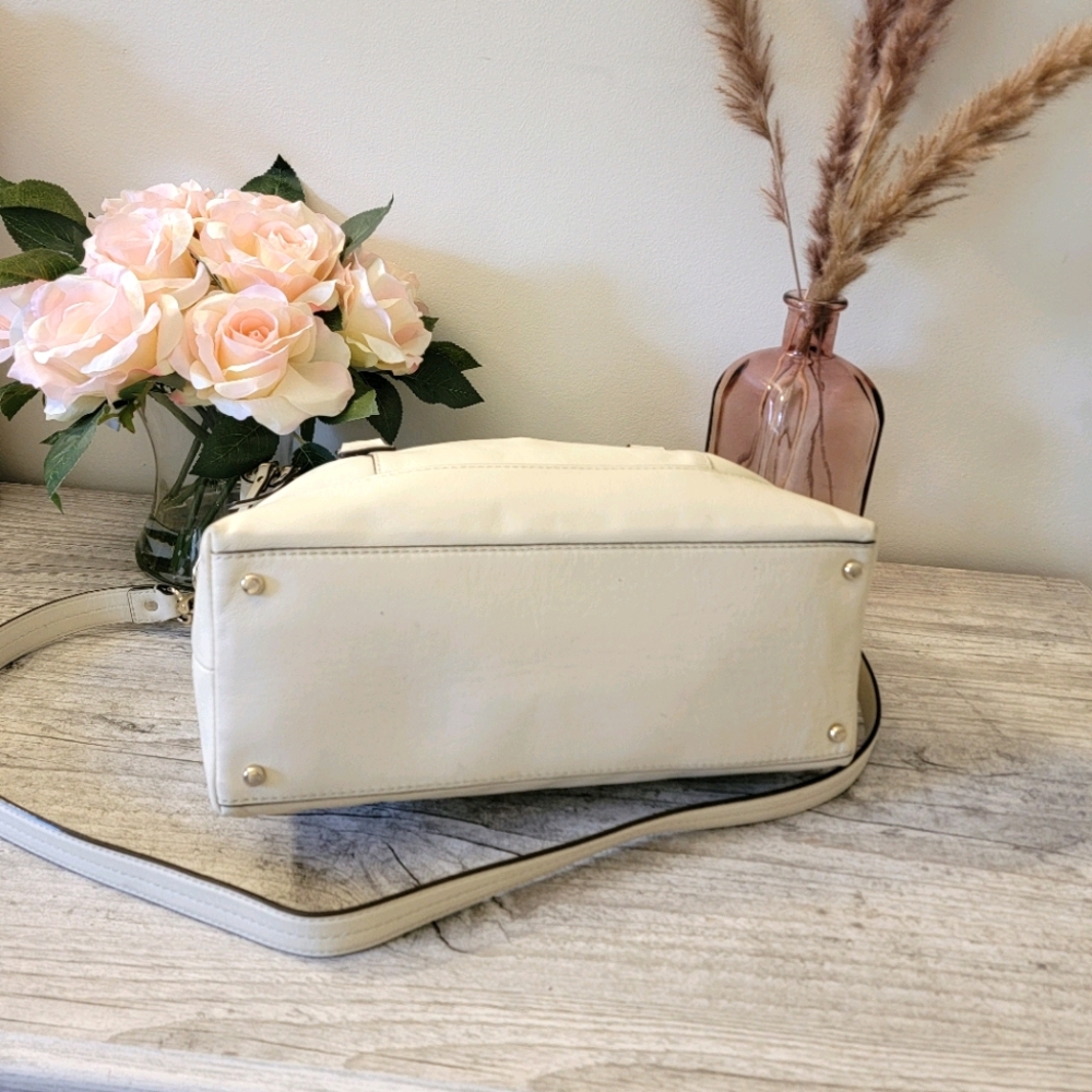 Kate Spade Fremont Place Carmen Porcelain Bag - Picture 8 of 16